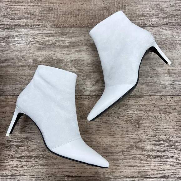(AN-185) Rag & Bone Beha Boot in White - Picture 2 of 4